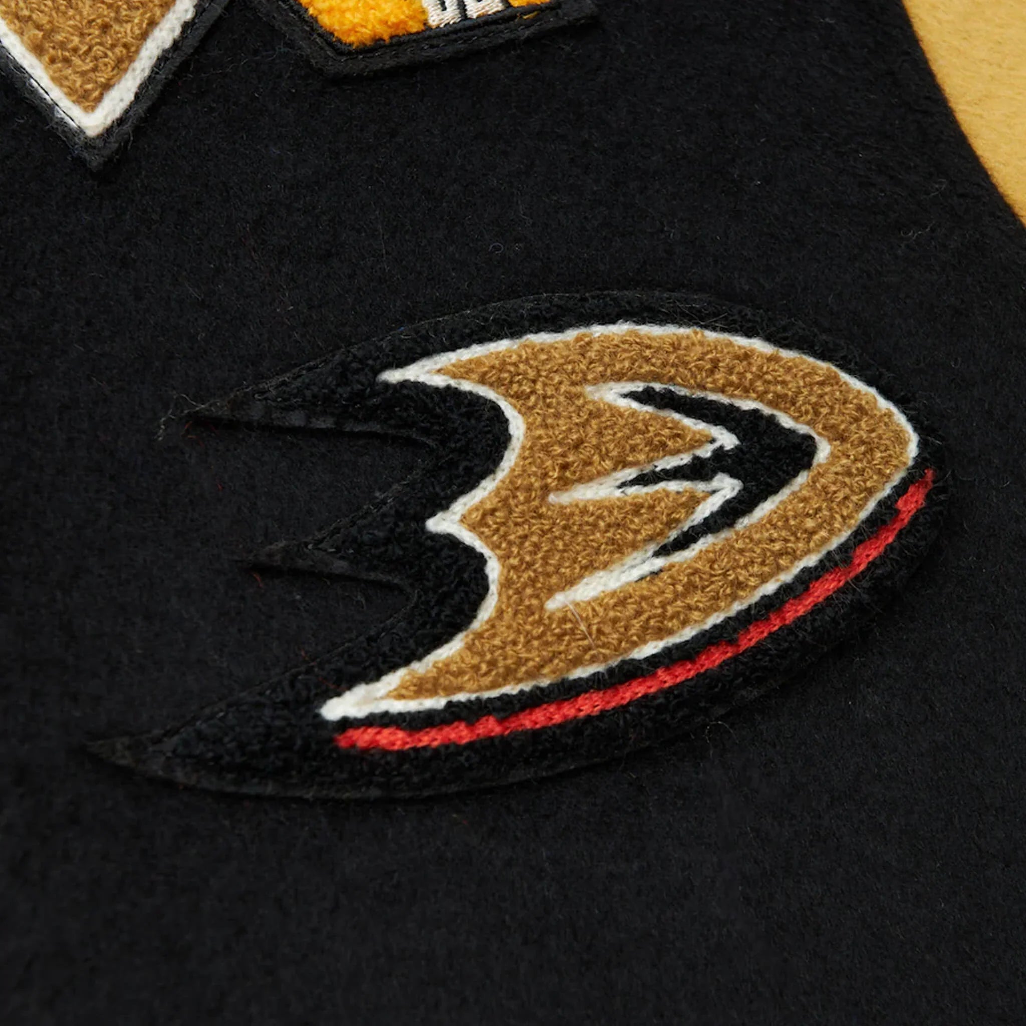 Anaheim Ducks Black & Gold Varsity Jacket – Team Legacy